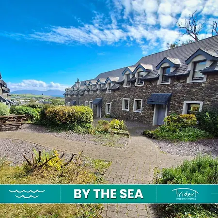 Courtyard 2 Bed Sleeps 4 By Trident Homes Holiday home Dingle