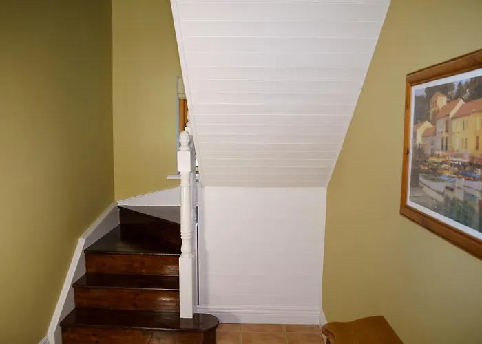 Courtyard 2 Bed Sleeps 4 Dingle